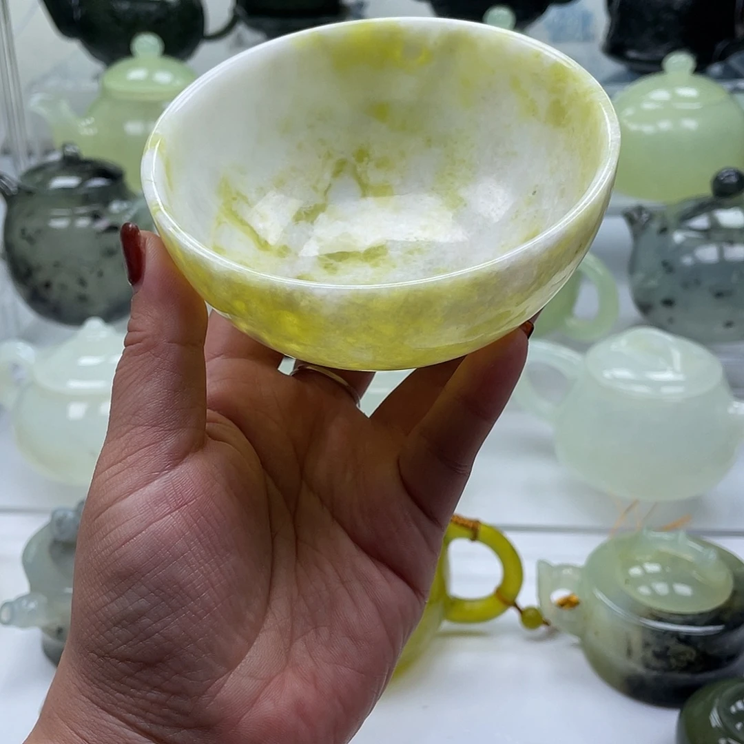 蛇纹石玉未镶嵌碗