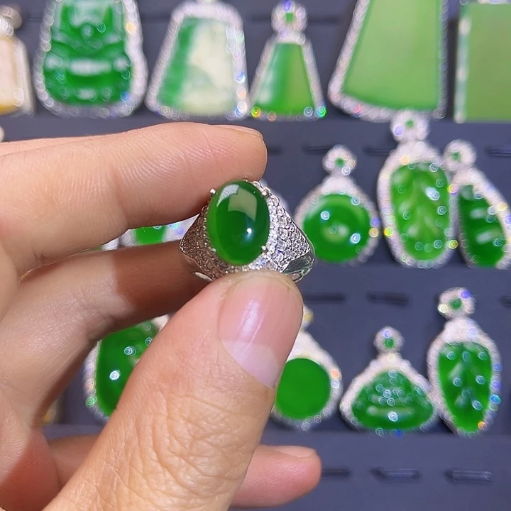 翡翠戒指未镶嵌戒指