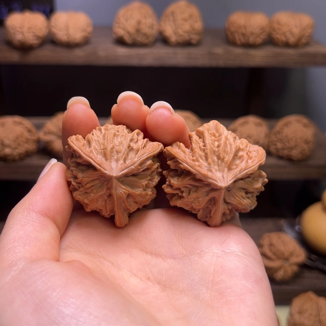 文玩核桃把件s6三棱