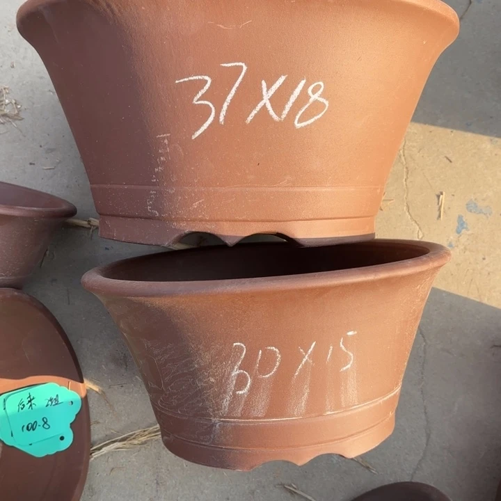 紫砂花盆120-4。