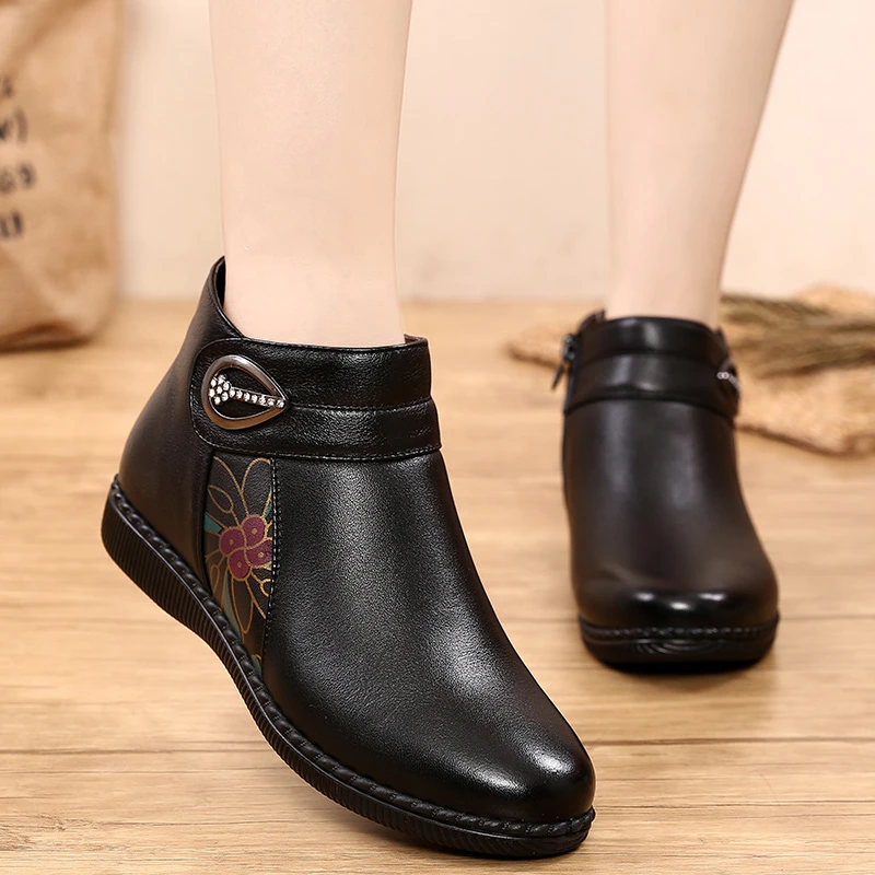 百搭春秋冬单靴女士靴子平底真皮妈妈棉鞋冬季加绒中老年老人短靴