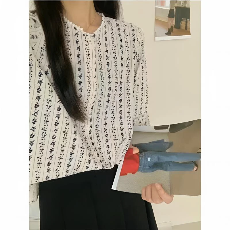 （日系碎花小衫）550早春新款洋气别致碎花宽松显瘦圆领上衣D