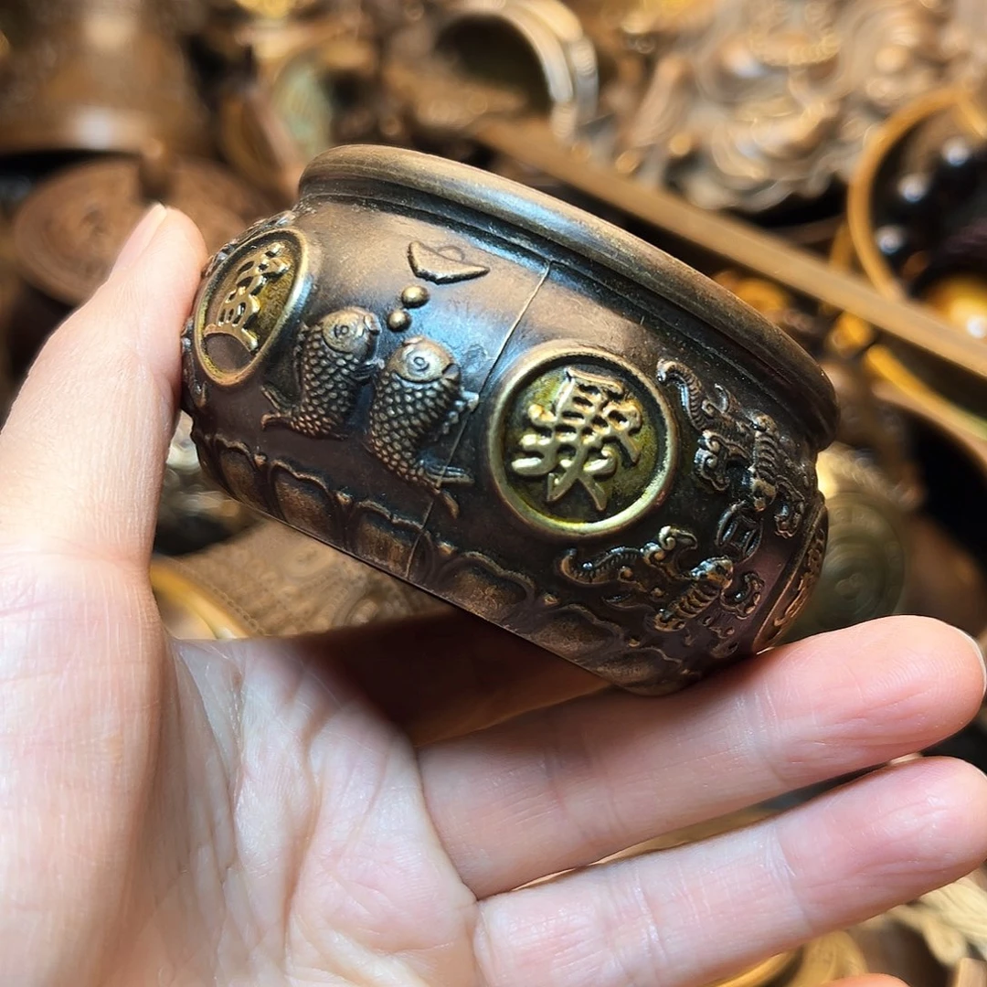 精美铜器工艺品等