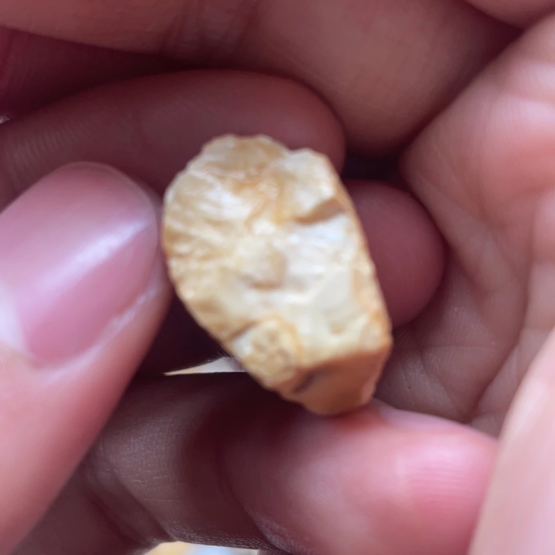 定制琥珀未镶嵌天然蜜蜡