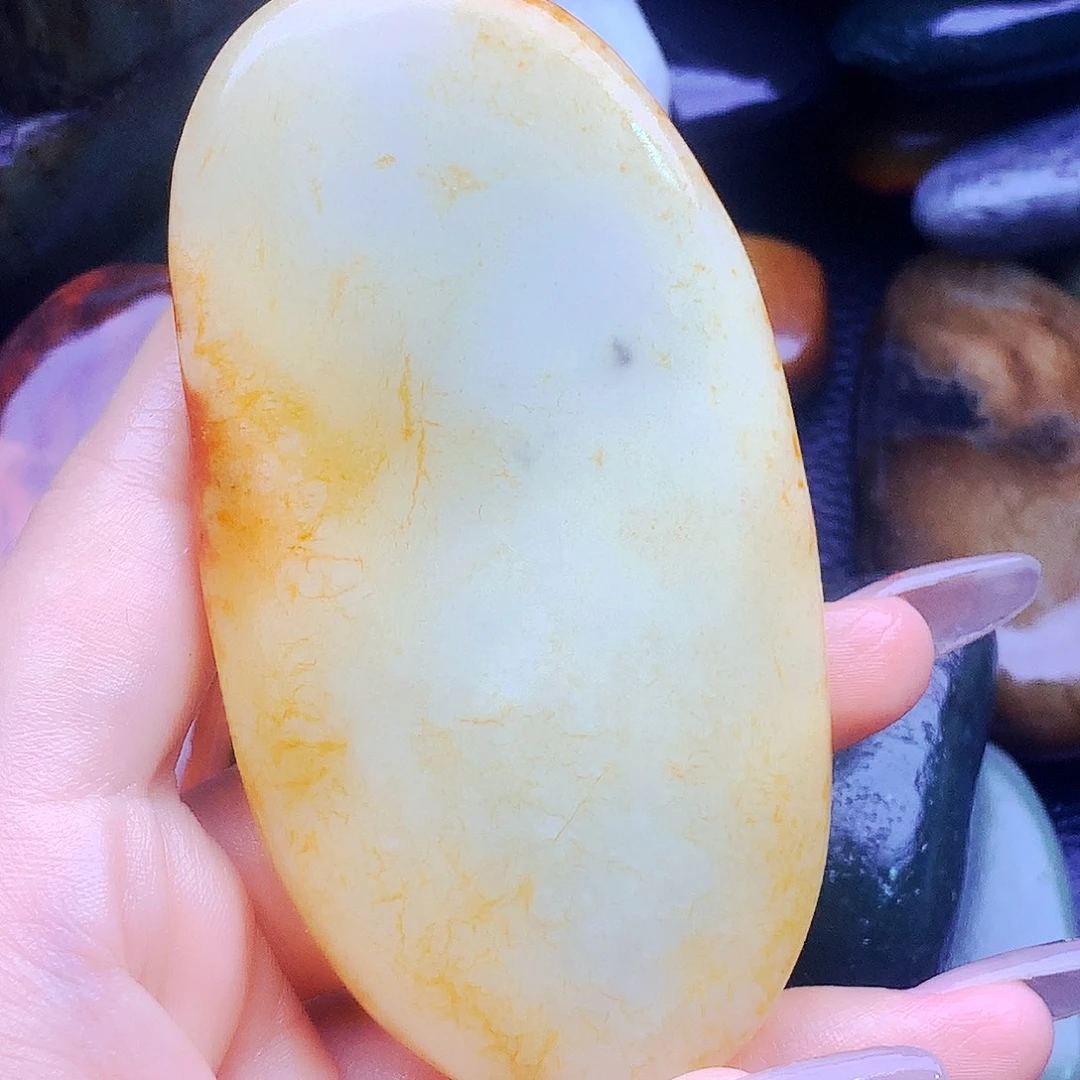 未镶嵌和田玉（糖玉）把件