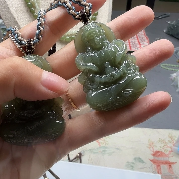 和田玉未镶嵌颈饰42