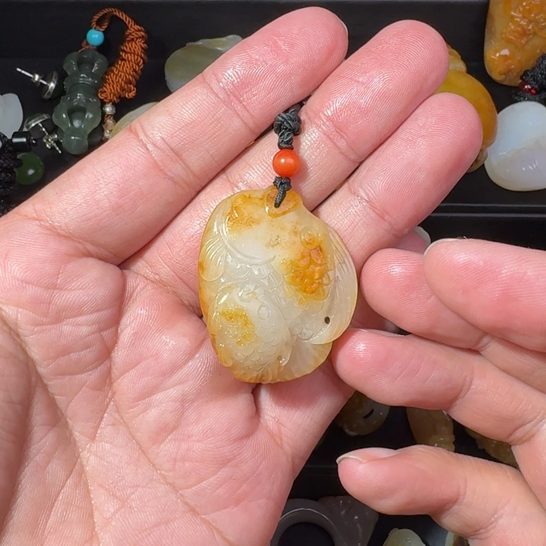 和田玉未镶嵌吊坠(不含链)