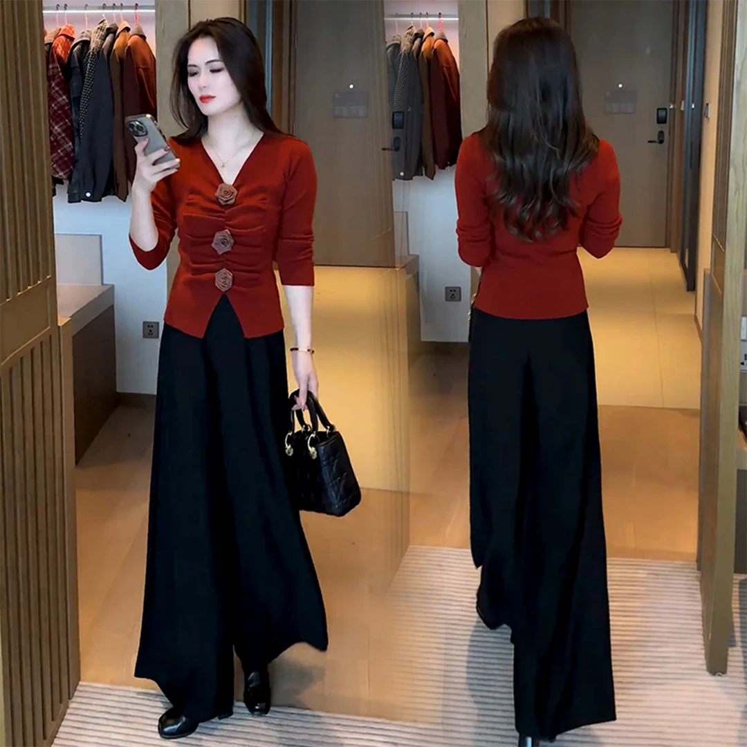 时尚洋气套装女2025年春秋季新款立体花朵打底衫小众阔腿裤两件套