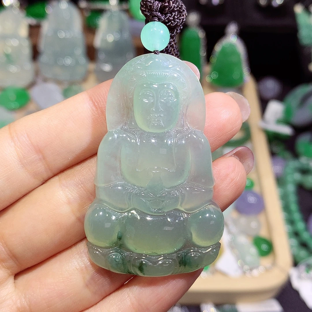 颈饰未镶嵌翡翠观音