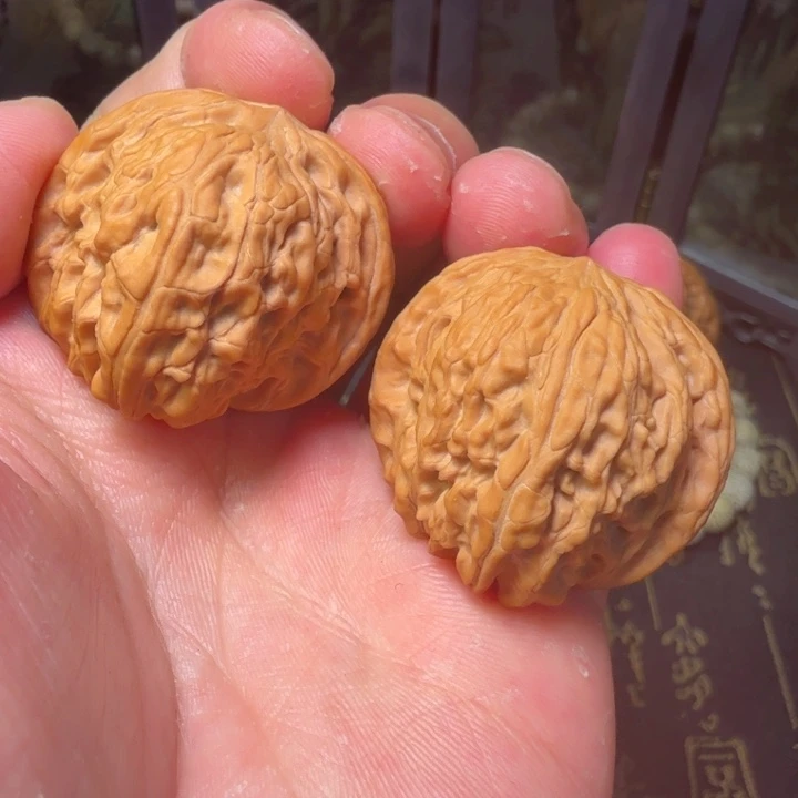 文玩核桃把件兴隆磨盘34