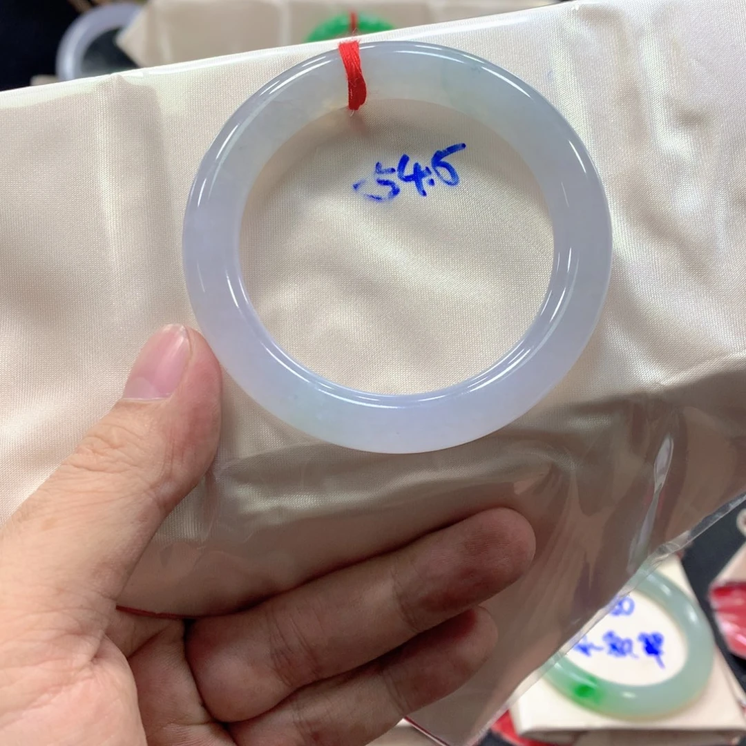 翡翠未镶嵌手镯翡翠