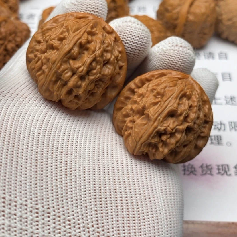 【闪购商品】把件文玩核桃3白狮子