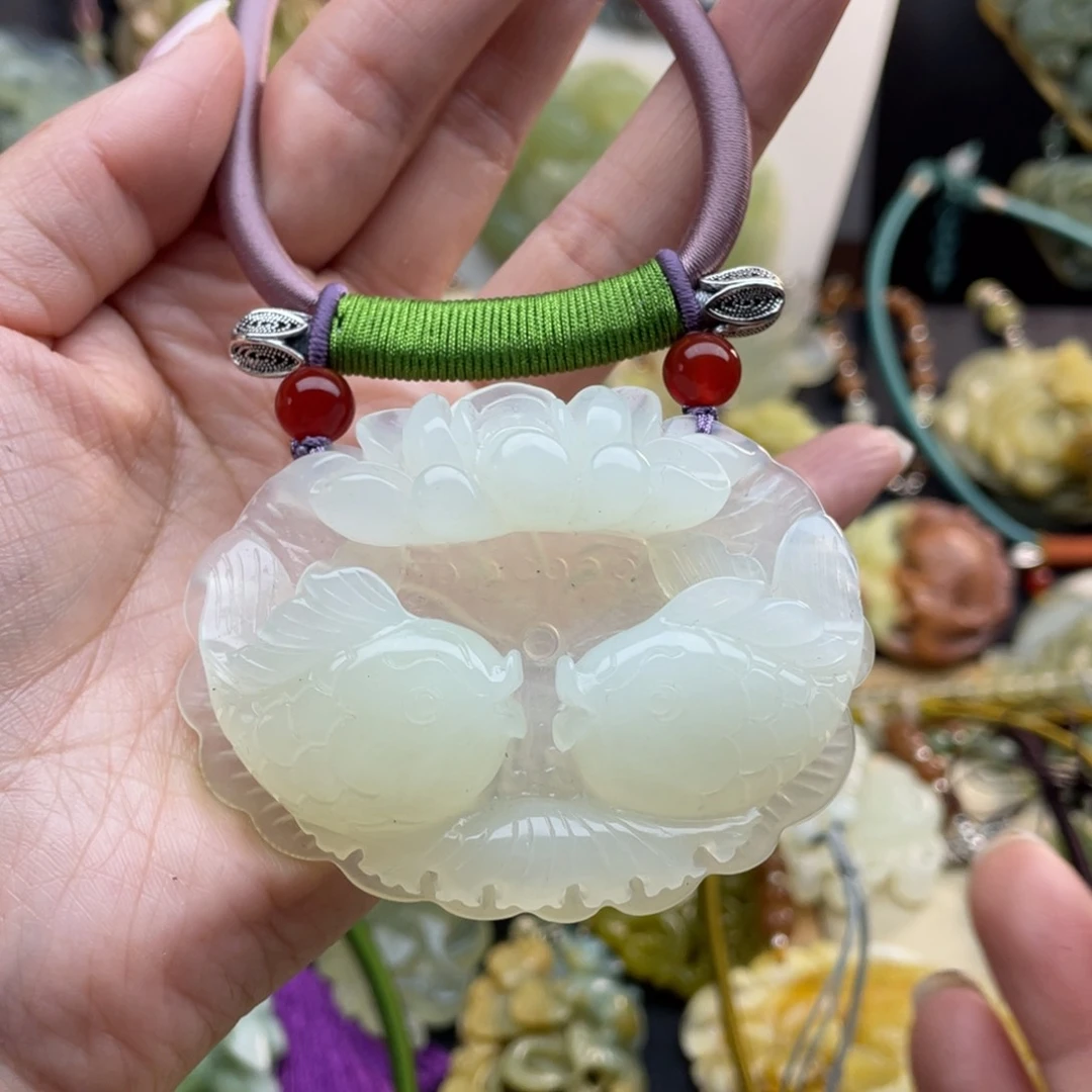 蛇纹石玉颈饰未镶嵌二*