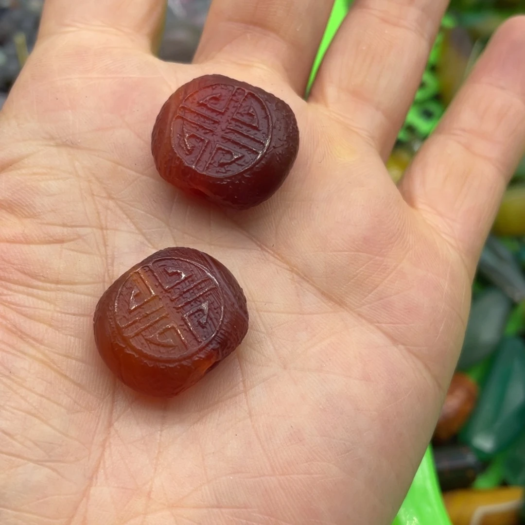 玛瑙/玉髓珠宝半成品未镶嵌老玛瑙如意一颗