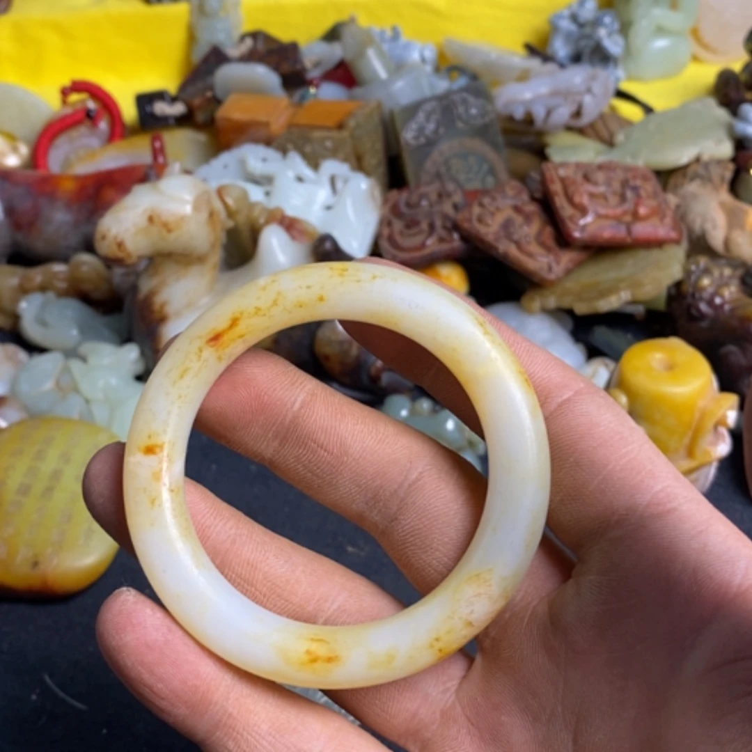 【闪购商品】和田玉（糖玉）挂件未镶嵌了*痕