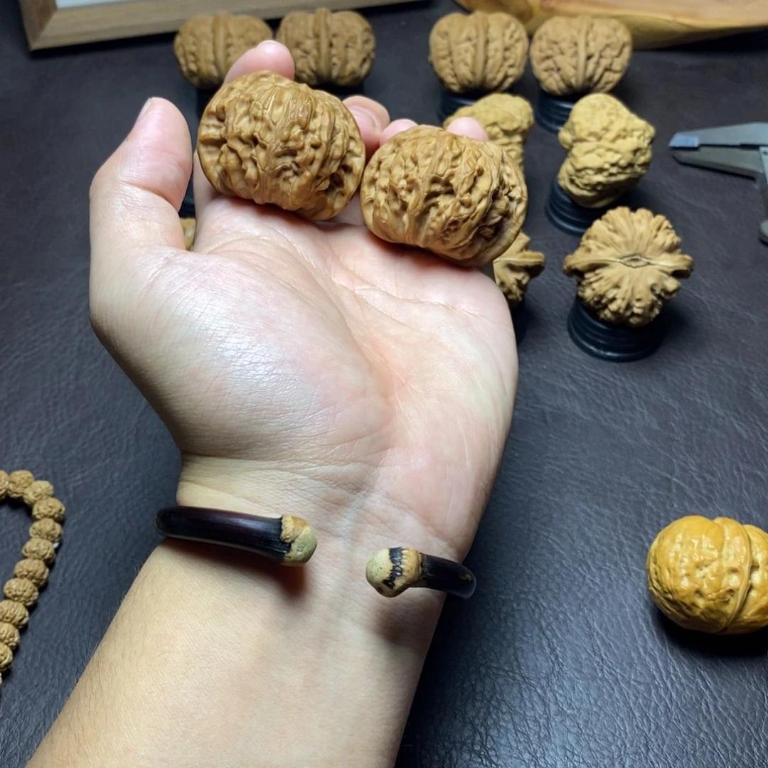 文玩核桃把件磨盘