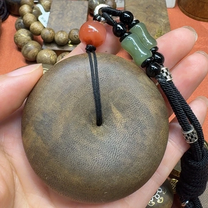 大叶紫檀（黑酸枝木类）