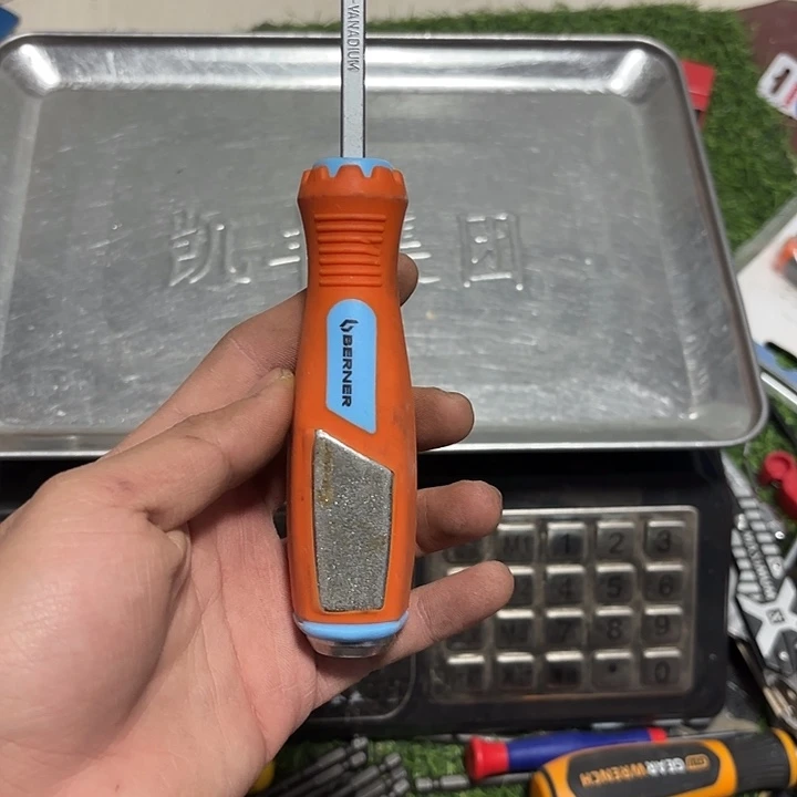 德国伯纳小撬棍有锈迹