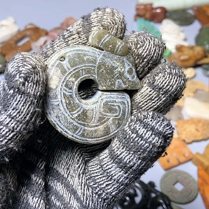 和田玉未镶嵌颈饰184