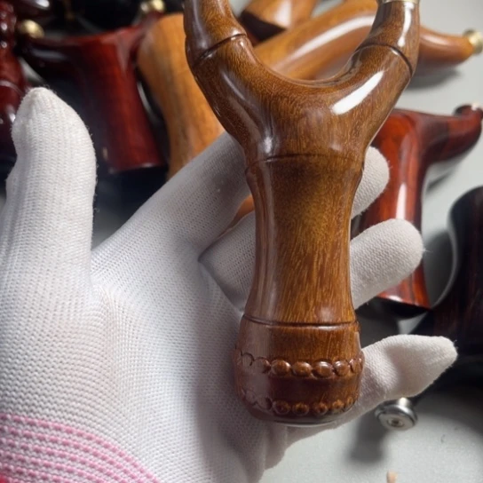 木金星紫檀木快压 瑕疵竹节