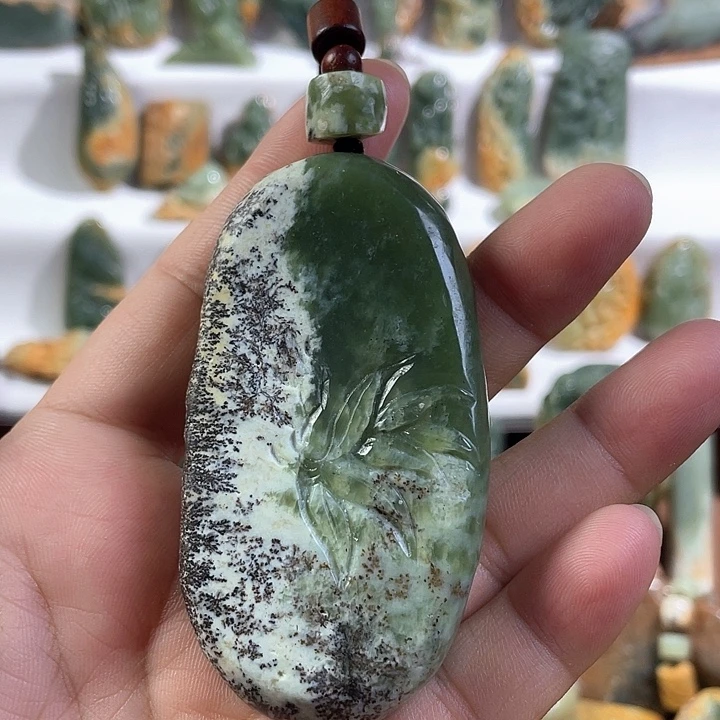 岫岩河磨玉（透闪石质玉）未镶嵌颈饰