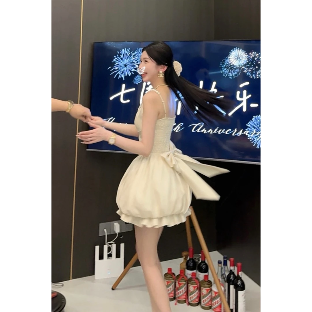 毛妮LADIESFIRST【公主甜心】钉珠吊带连衣裙女夏季花苞裙L1813
