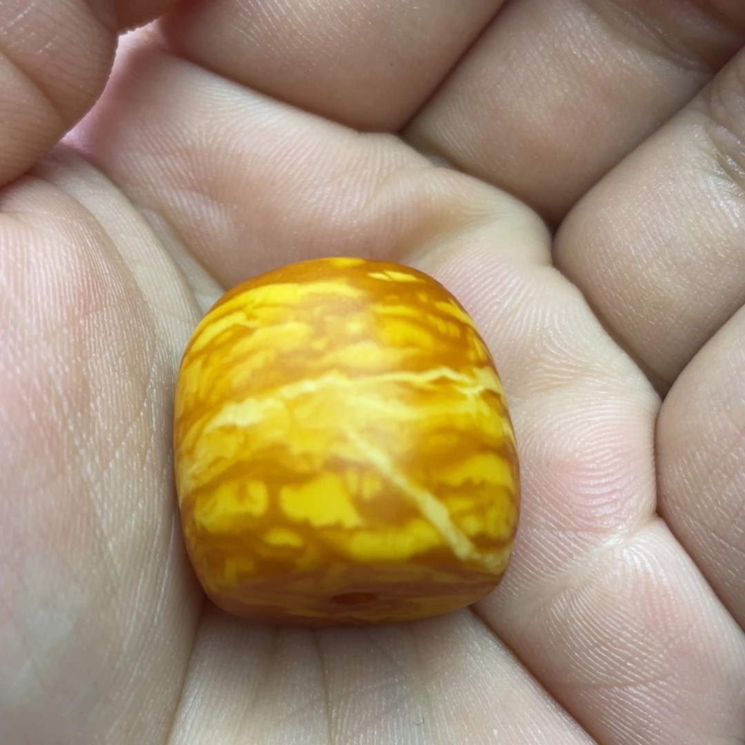 琥珀未镶嵌吊坠(不含链)
