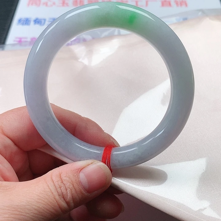 翡翠手镯未镶嵌翡翠077