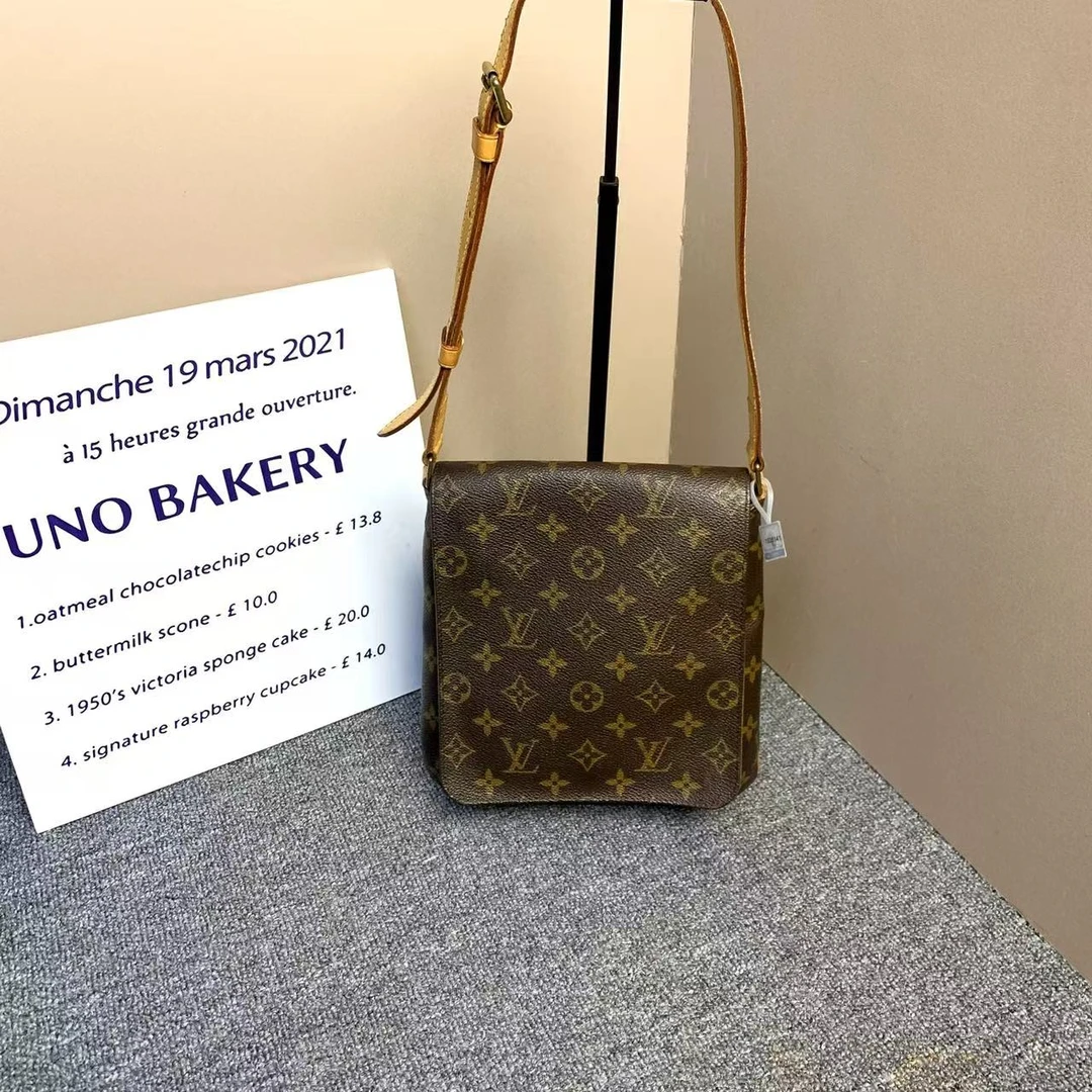 95新 LouisVuitton/路易威登 小怡中古/LV腋下包/LV竖版王菲包