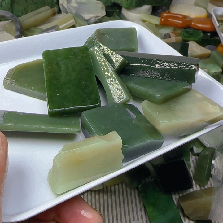 未镶嵌和田玉珠宝半成品！