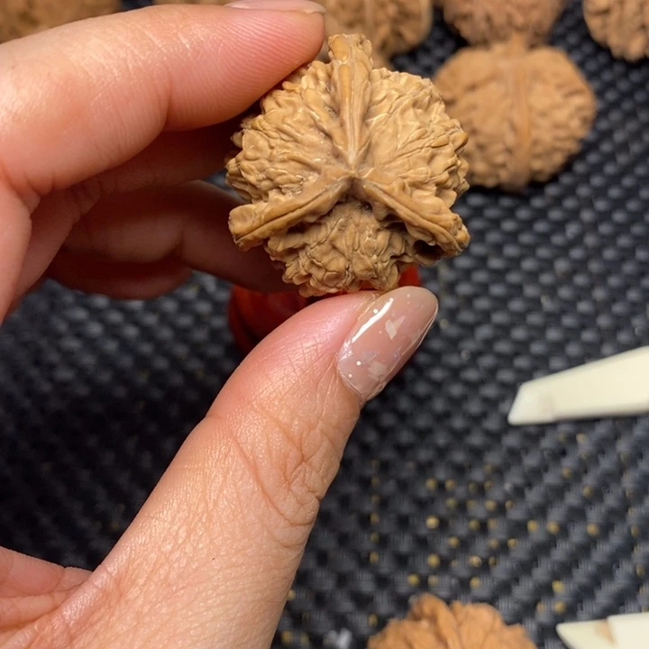 超***生吊坠文玩核桃文玩核桃异形单只
