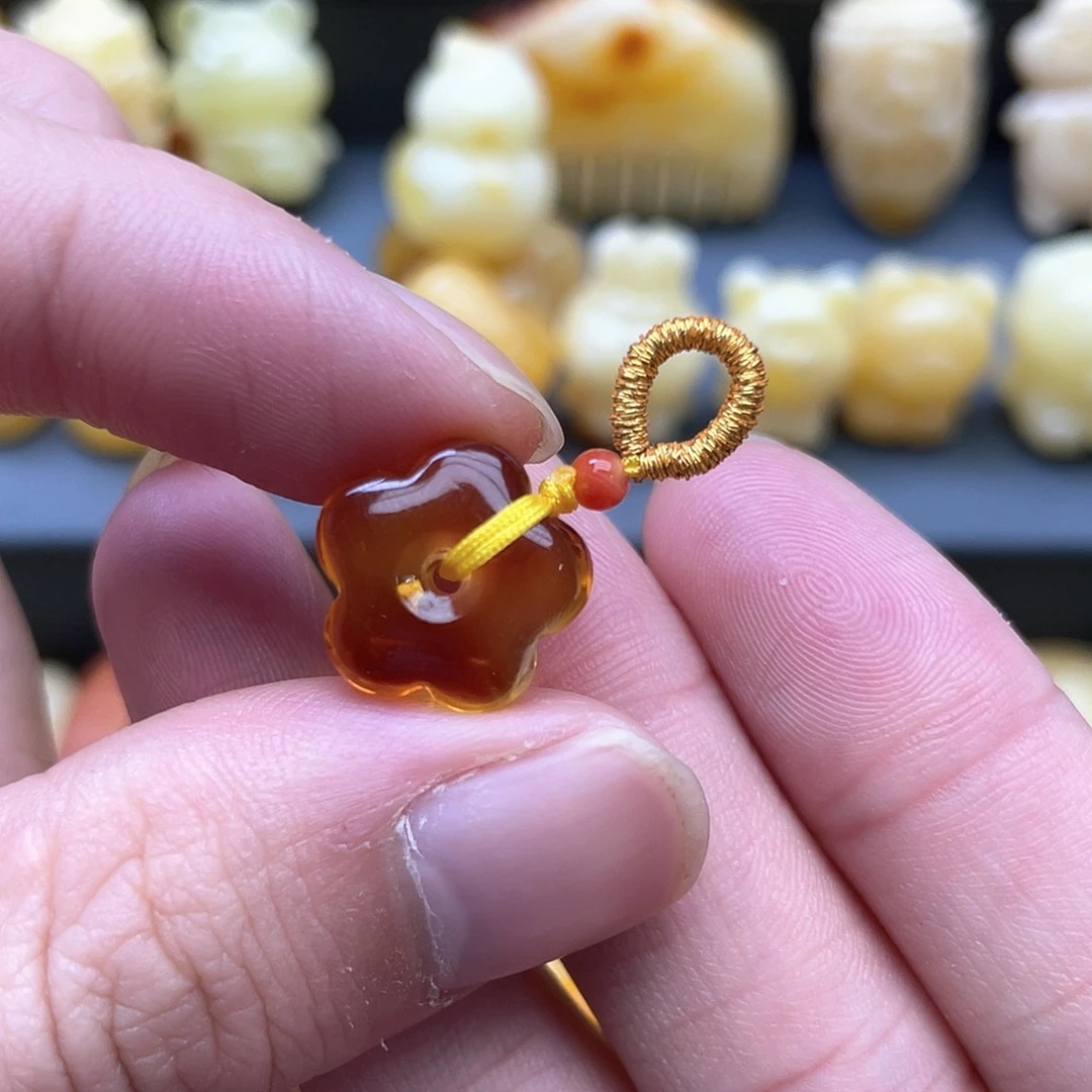 琥珀裸石未镶嵌蜜蜡