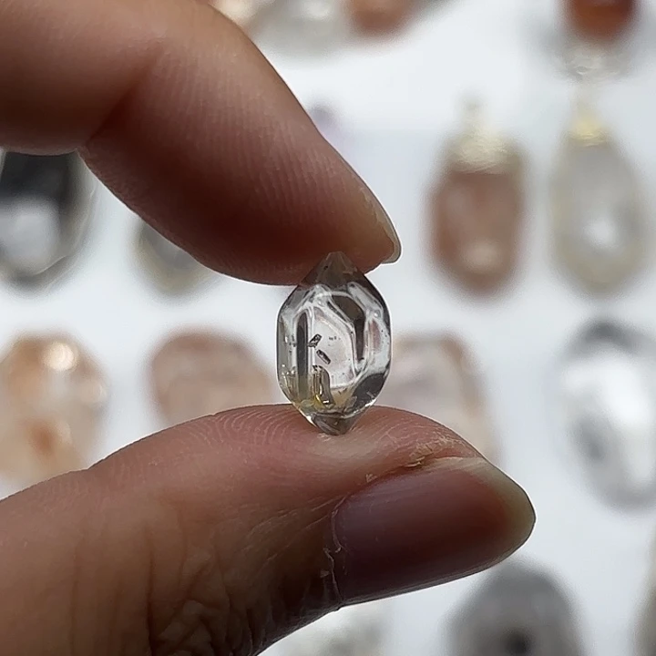 颈饰未镶嵌水晶闪灵钻13mm+