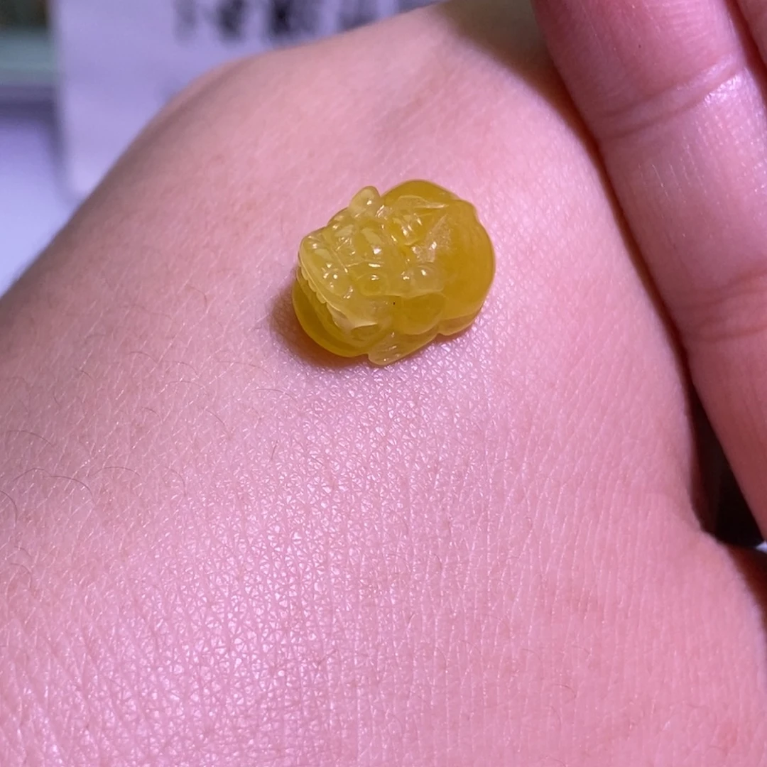 翡翠未镶嵌颈饰吊坠