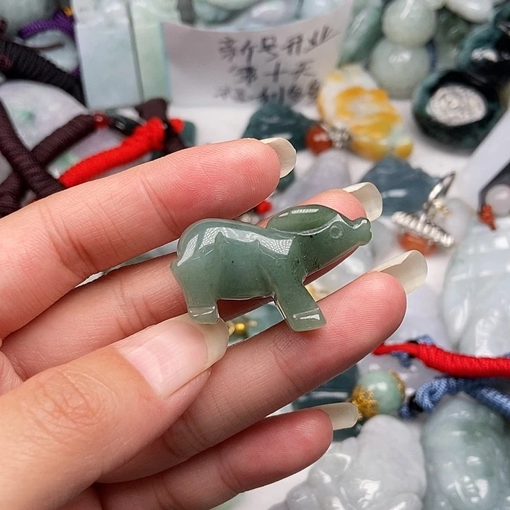 未镶嵌挂件翡翠翡翠