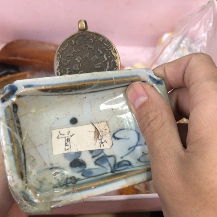 陶瓷孤品单件车里拍