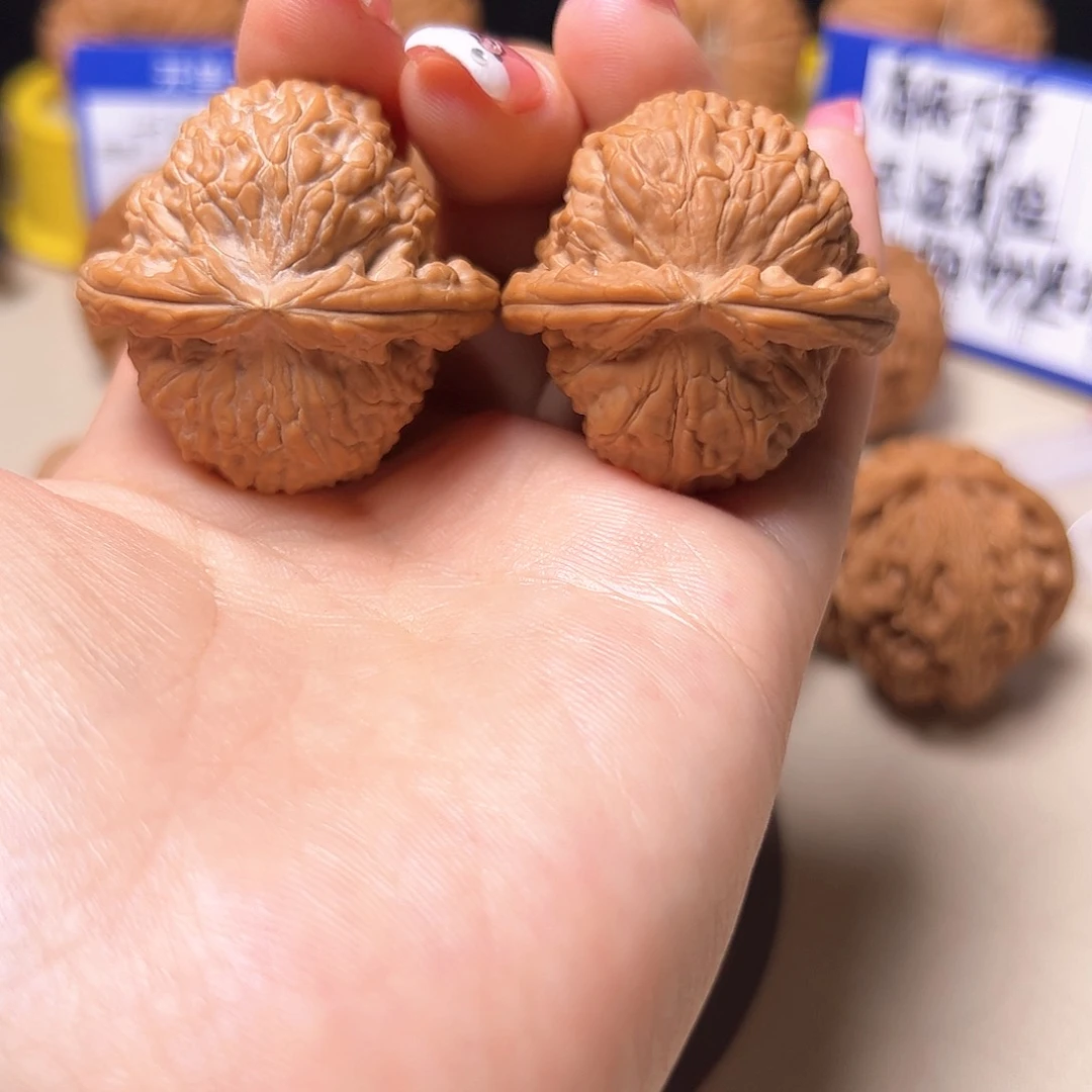 文玩核桃把件37白狮子不退不换