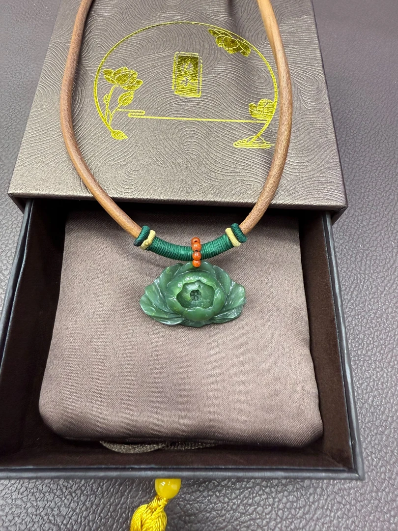 和田碧玉 步步莲花 荷花颈饰（多样性发货发一件）