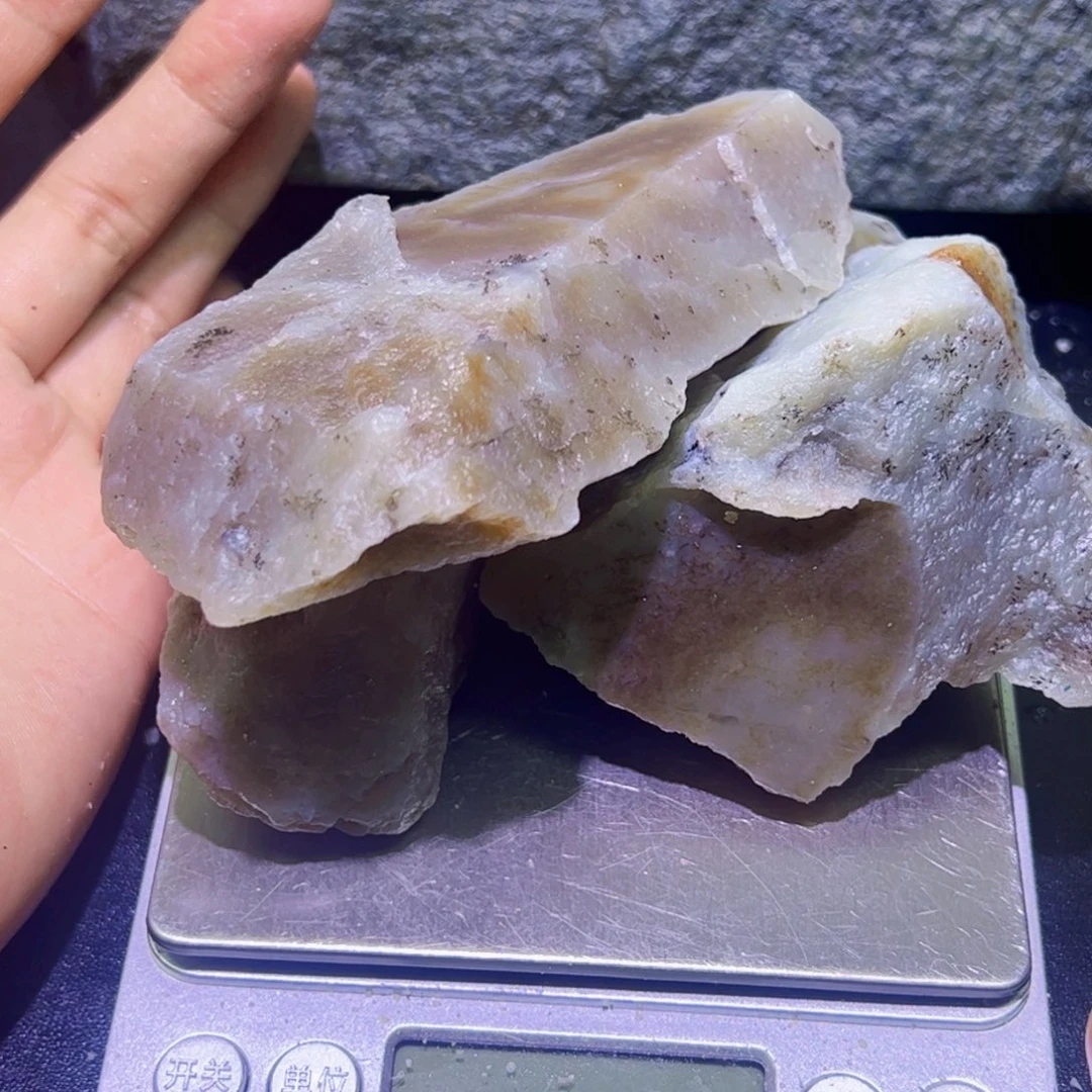 和田玉未镶嵌珠宝半成品
