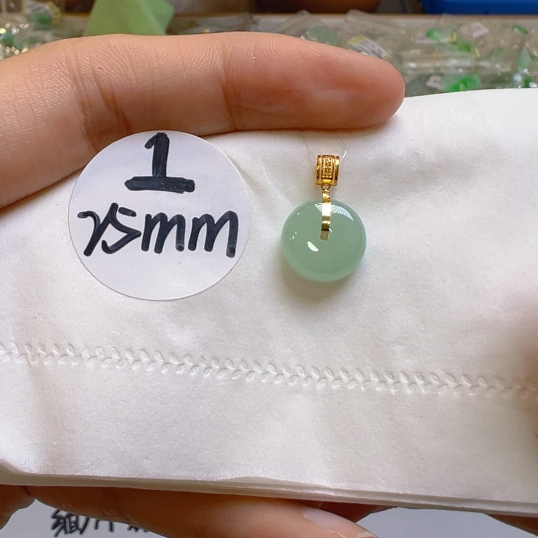 吊坠(不含链)18K金镶嵌翡翠