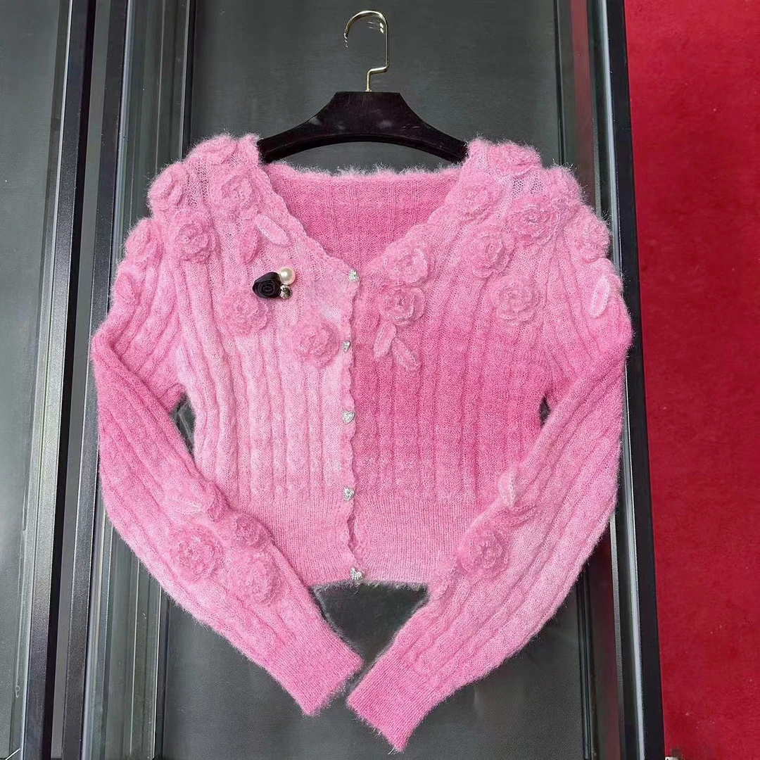 F012 粉色针织上衣气质网红轻奢甜美时尚百搭季设计师长袖
