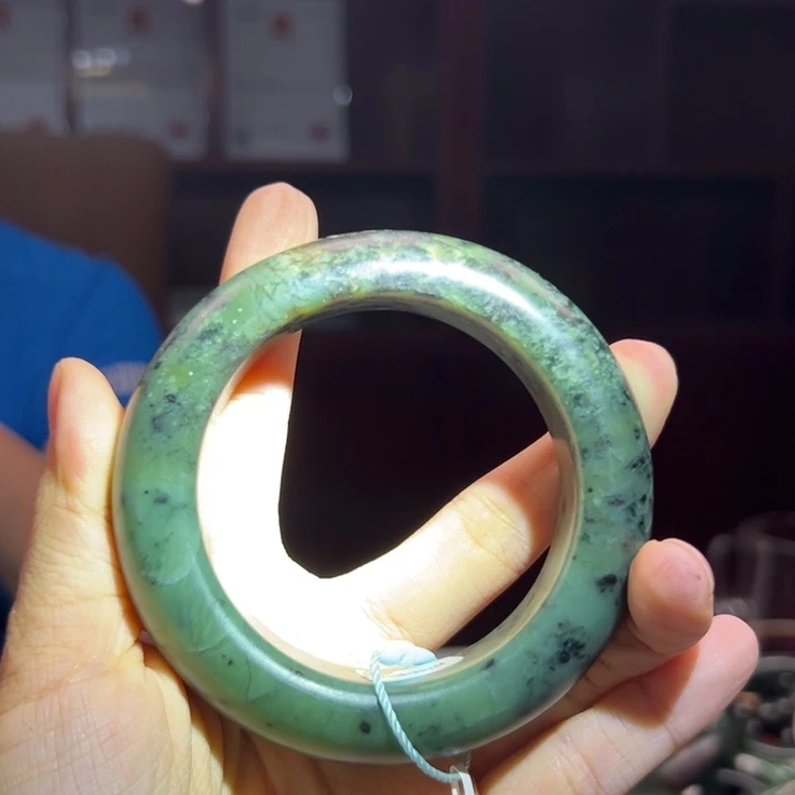 手链未镶嵌和田玉（糖玉）