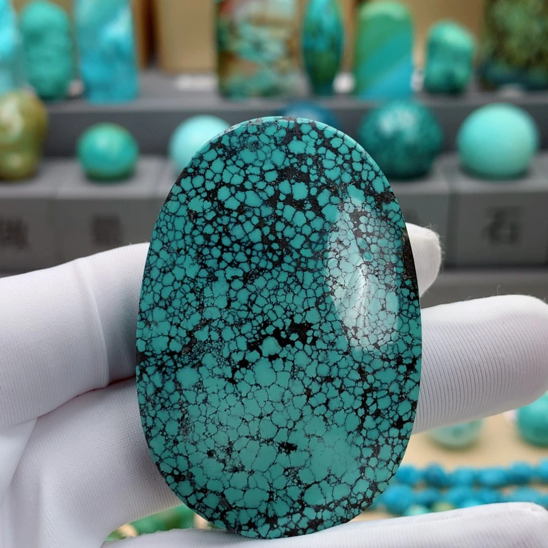 未镶嵌绿松石颈饰财**通