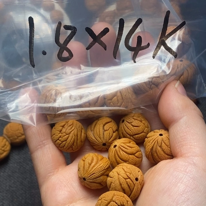 吊坠桃核秦岭山野生桃核