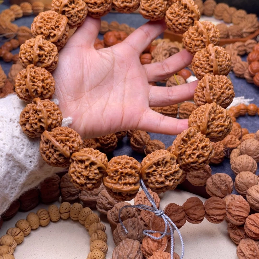 C****文玩核桃吊坠核桃