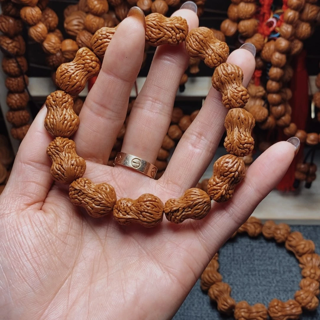 吊坠桃核龙纹桃枭