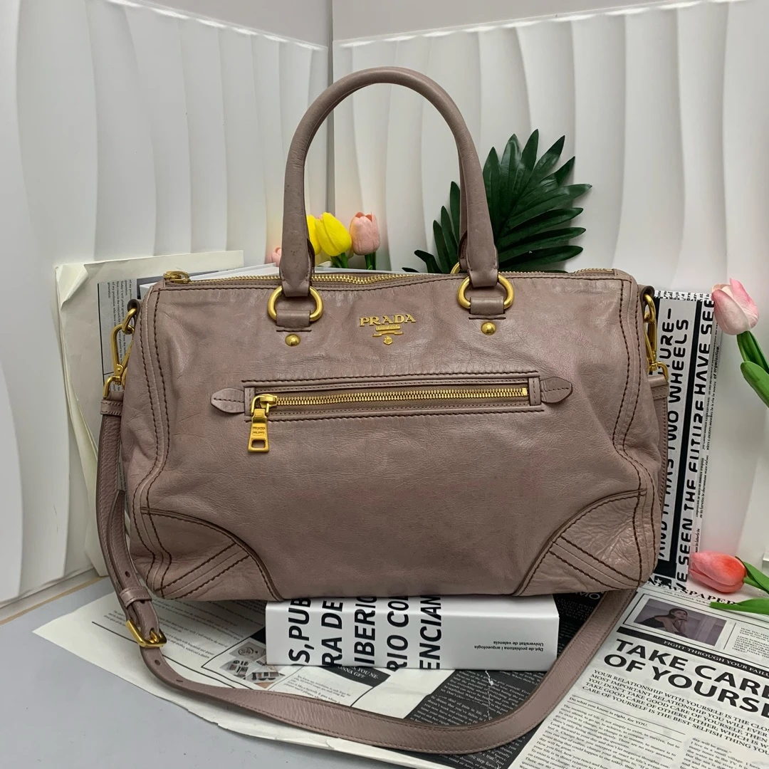 95新 Prada/普拉达 普拉达裸粉色油蜡牛大手提单肩包 11327174