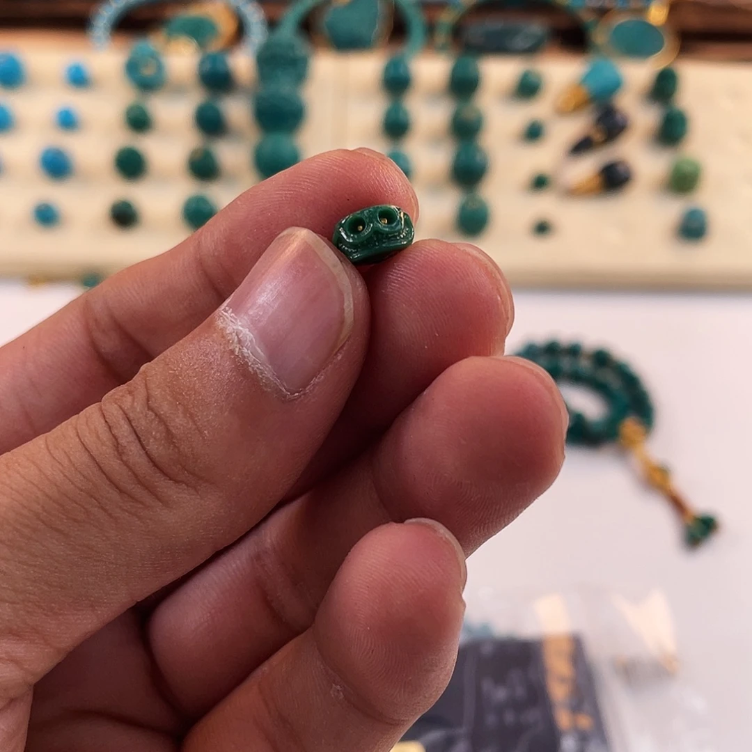 绿松石未镶嵌配饰