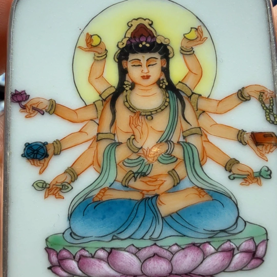 自***在摆件千手观音菩萨一个