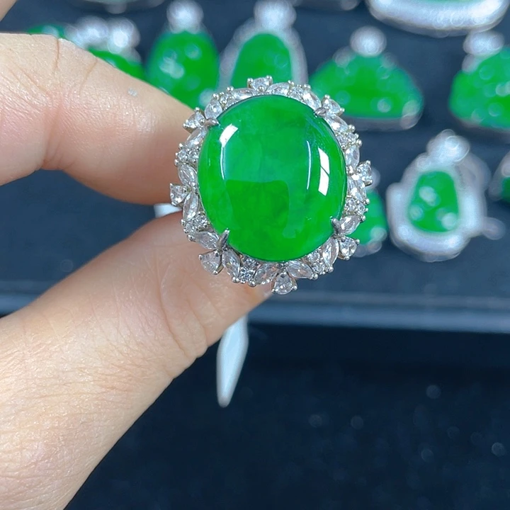 玥***玥翡翠银S925镶嵌吊坠(不含链)